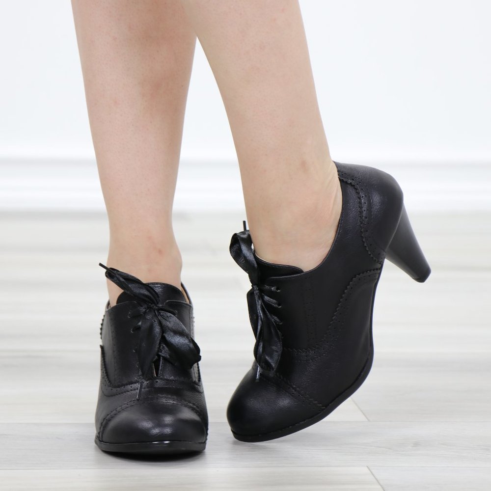 Laced-Up Low Cut Ankle Boots Women's Heeled Oxford - Picture 10 of 15